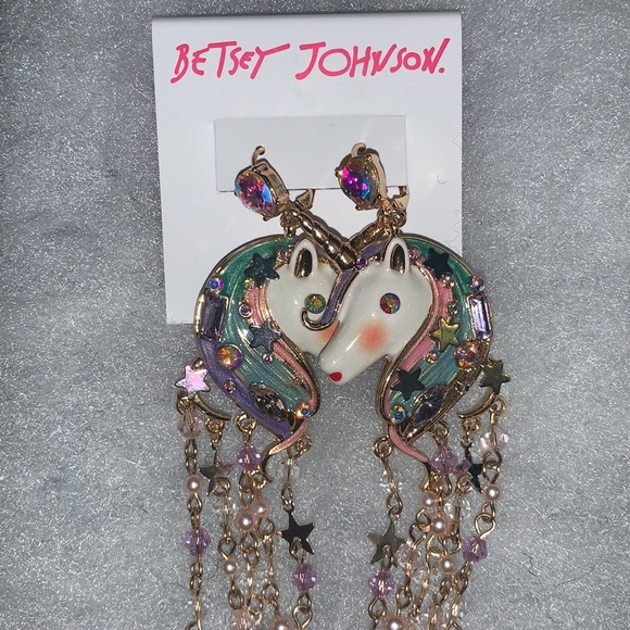 NWT $68 Betsey Johnson Unicorn Fringe Chandelier Earrings - Picture 3 of 7